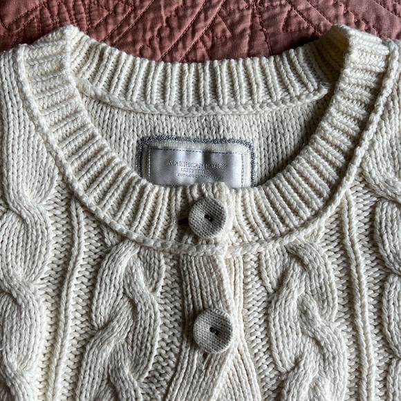 EUC American Eagle Outfitters Crop Sweater - Picture 4 of 8